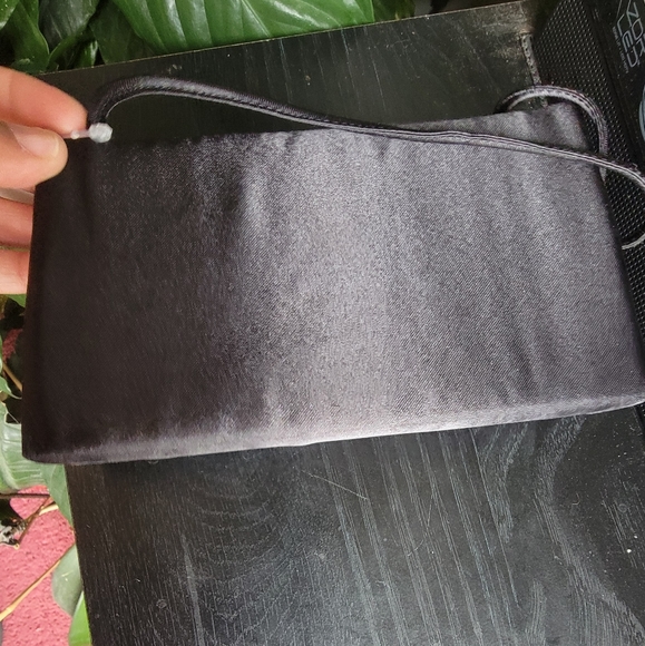 VICTORIA'S SECRET Tiny black Beaded purse. Nwt* - Picture 6 of 10